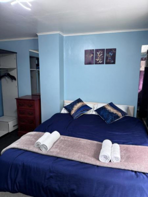 Private room in a quiet area Free Parking